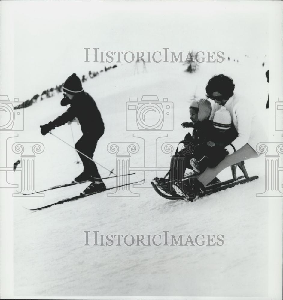 Press Photo Ski Resort, Switzerland - Historic Images