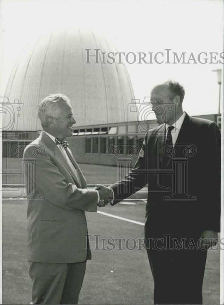 1981 Press Photo Prof. Maier-Leibnitz 70th Birthday Sterling Cole Atomic Reactor - Historic Images