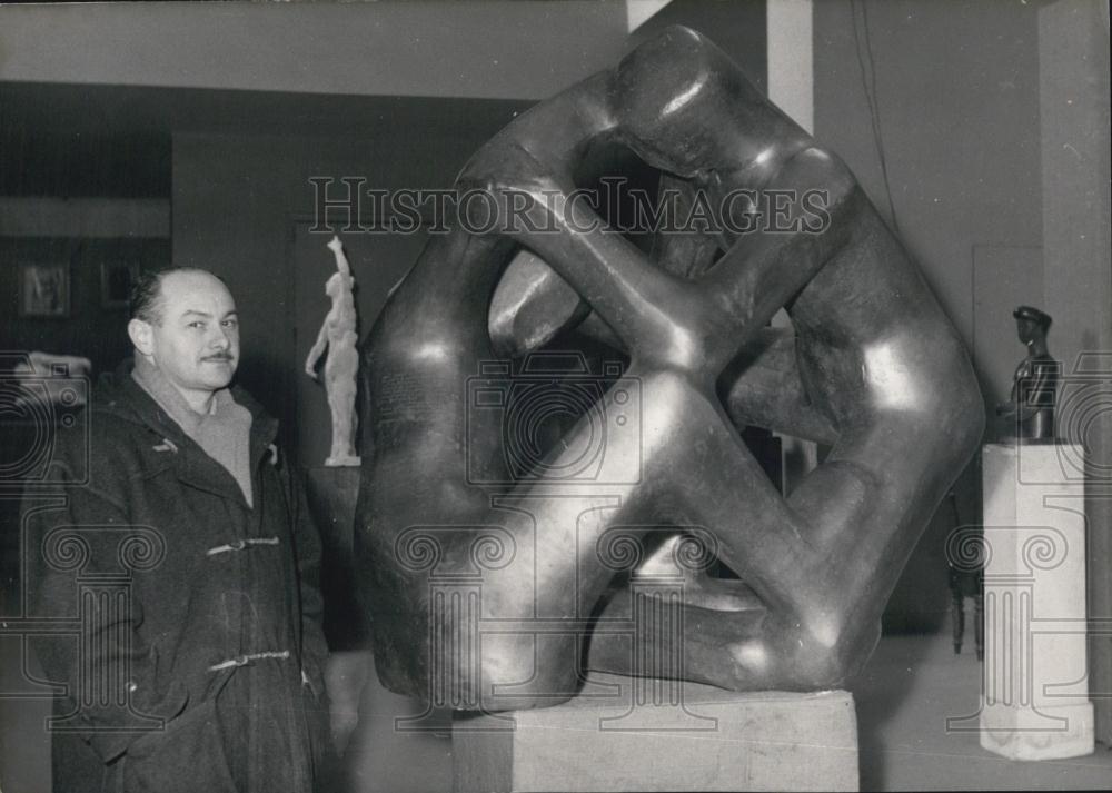 1955 Press Photo Sculptors show works at Paris museum of modern arts - Historic Images