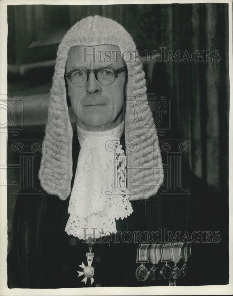1959 Press Photo New QC Kenneth Owen Roberts-Wray Sworn In House Of Lords - Historic Images