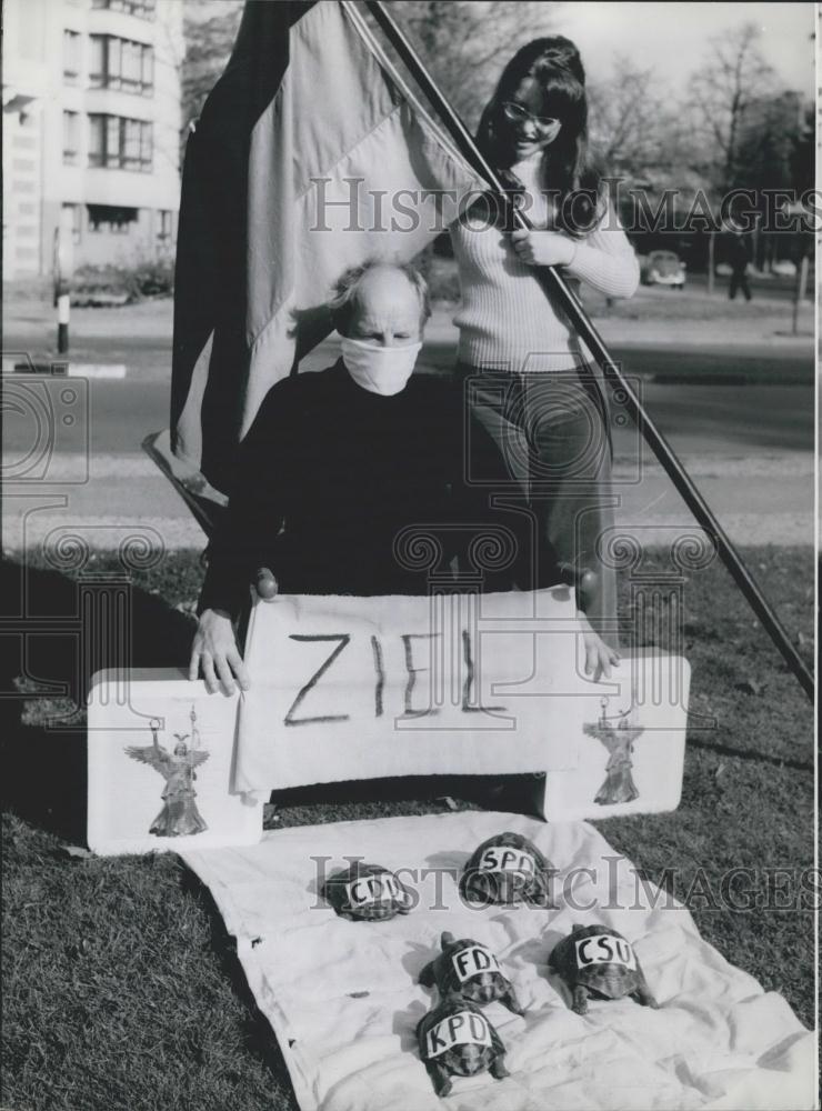 1972 Press Photo Tortoise Race Parliamentary Representation In Berlin - Historic Images