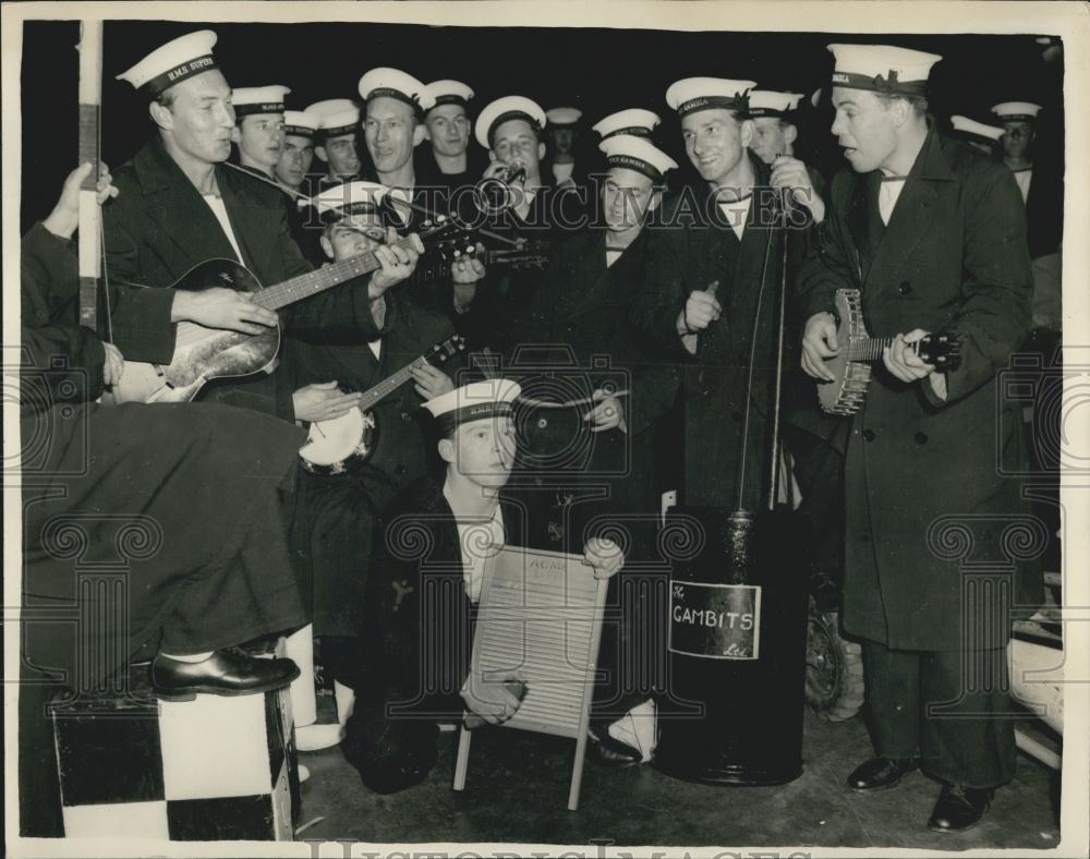 1957 Press Photo Queen&#39;s visit to the home fleet. Preparations for concept party - Historic Images