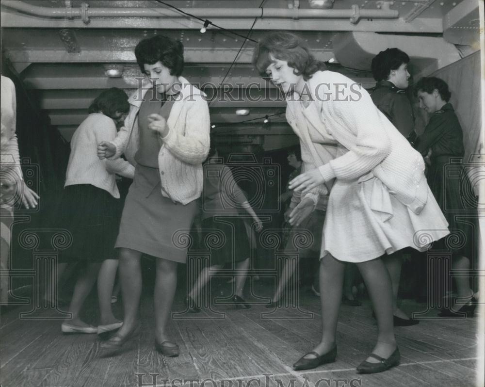 Press Photo School dance on a ship - Historic Images