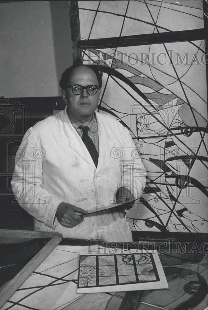 1956 Press Photo Prof. Albert Burkart Director Of the Frankfurt Stadel-School - Historic Images