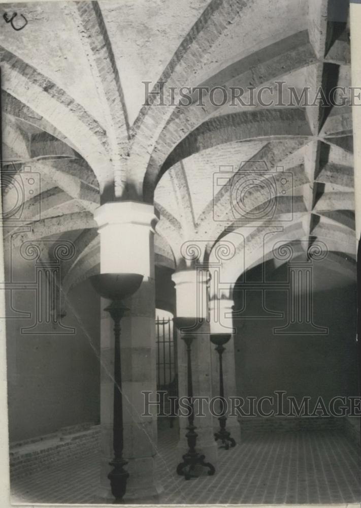 Press Photo King Henry VII Wine Cellar in Whitehall Gardens - Historic Images