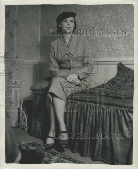 1958 Press Photo Former Model Miss Jacqueline Gray - Historic Images