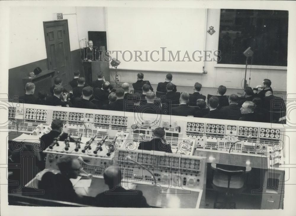 1958 Press Photo Royal Naval Tactical School, Woolwich - Historic Images