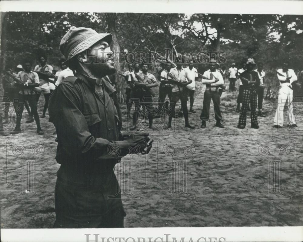 Press Photo Commanding Officer Lt. Col. Valdamar Perez Chindondo of Angola - Historic Images