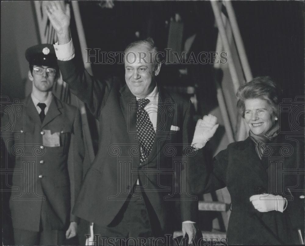 1979 Press Photo Governor of Zimbabwe-Rhodesia,Lord Soames &amp; his wife - Historic Images