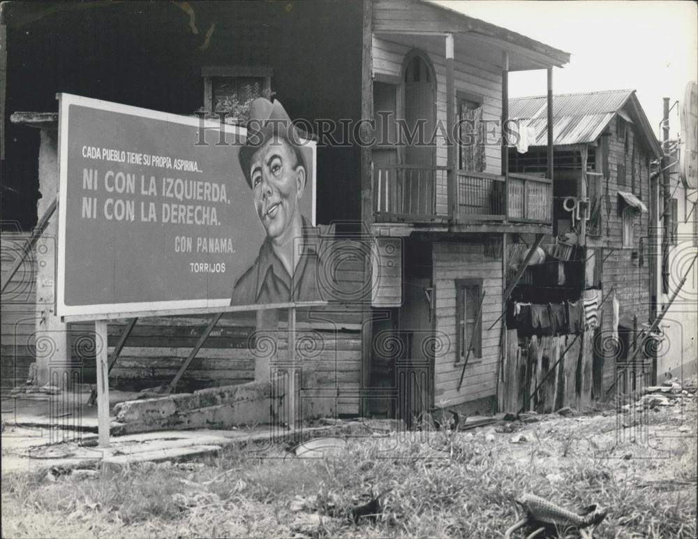 1973 Press Photo Torrijos Poster in Panama - Historic Images
