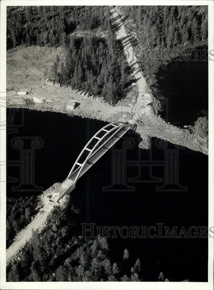 1968 Press Photo inhibitants in the north of Sweden on a place called overturing - Historic Images