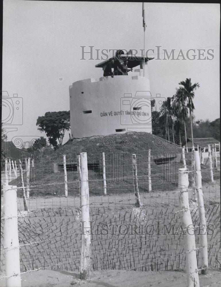 Press Photo Overall Shot Of Bamboo Spikes To ward Off Guerrillas - Historic Images