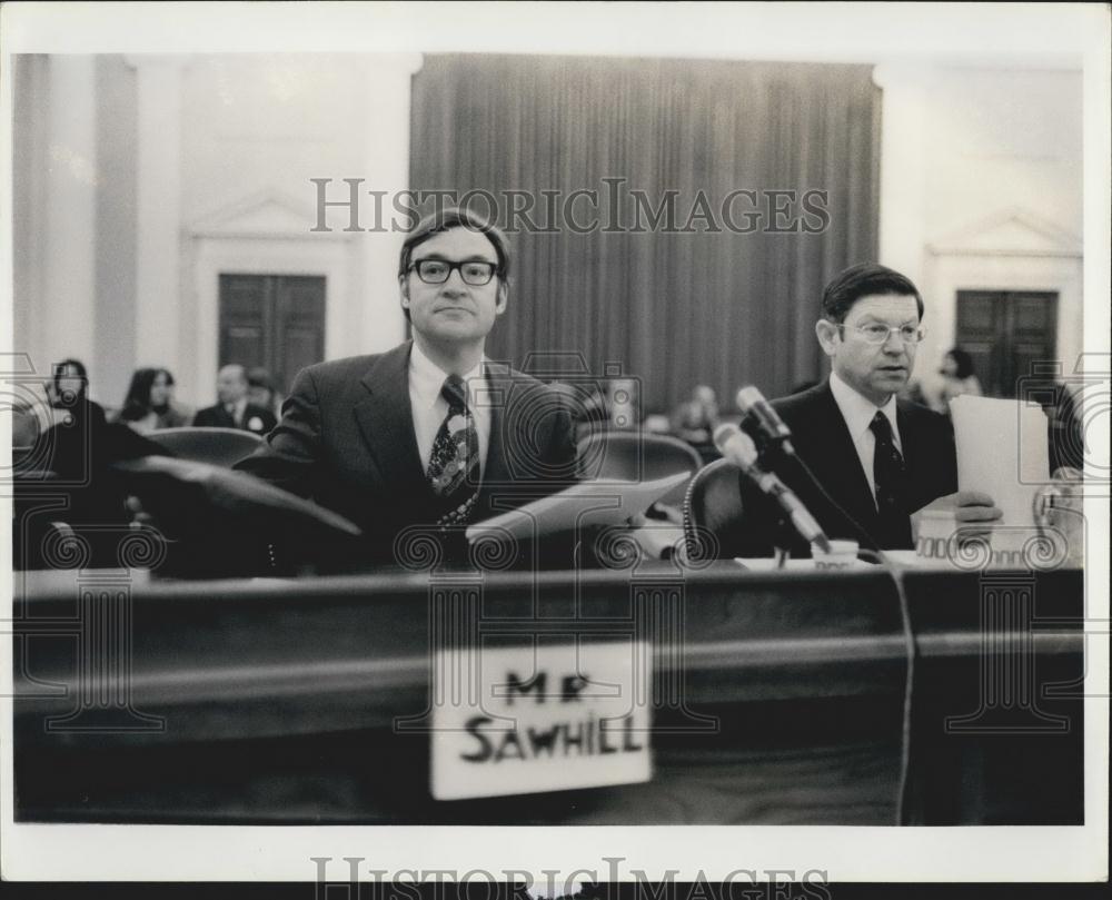 1975 Press Photo John Sawhill former Energy Administrator - Historic Images