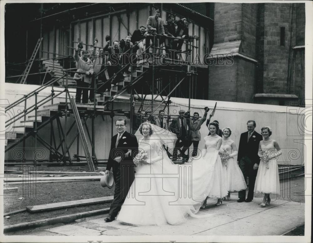 1953 Press Photo Wedding at St. Margaret&#39;s - Westminster. - Historic Images