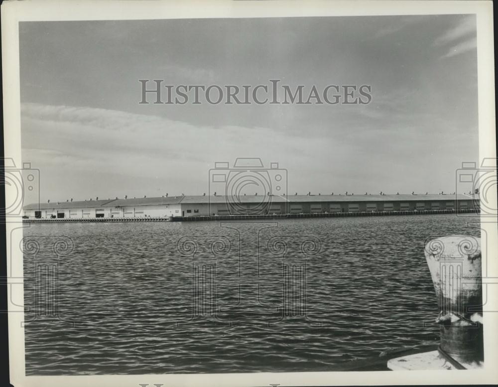 Press Photo Wharf Side View Marine Terminal Port New York Authority Newark Bay - Historic Images