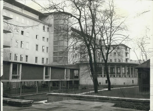 Press Photo Munich's modern hospital in the news - Historic Images