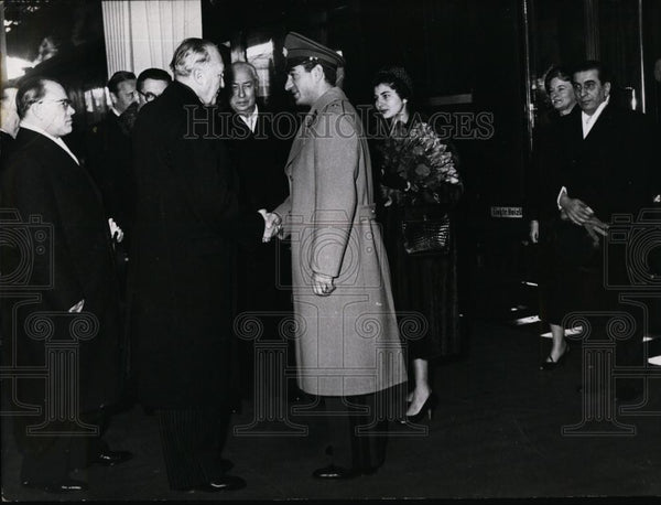 1955 Press Photo Soraya and the Shah arrive in Bonn With Dr Adenauer ...