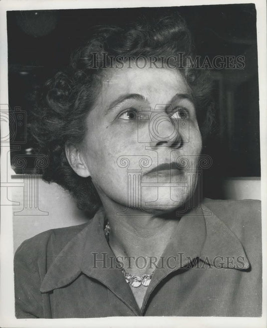 1957 Press Photo Mrs. Emma Oliver Pawn of Red Spy ring - Historic Images