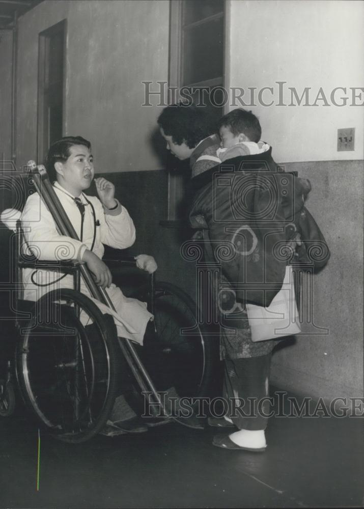 Press Photo Dr. Watanbe Is &quot;Doctor Courageous&quot; Called By Patients - Historic Images