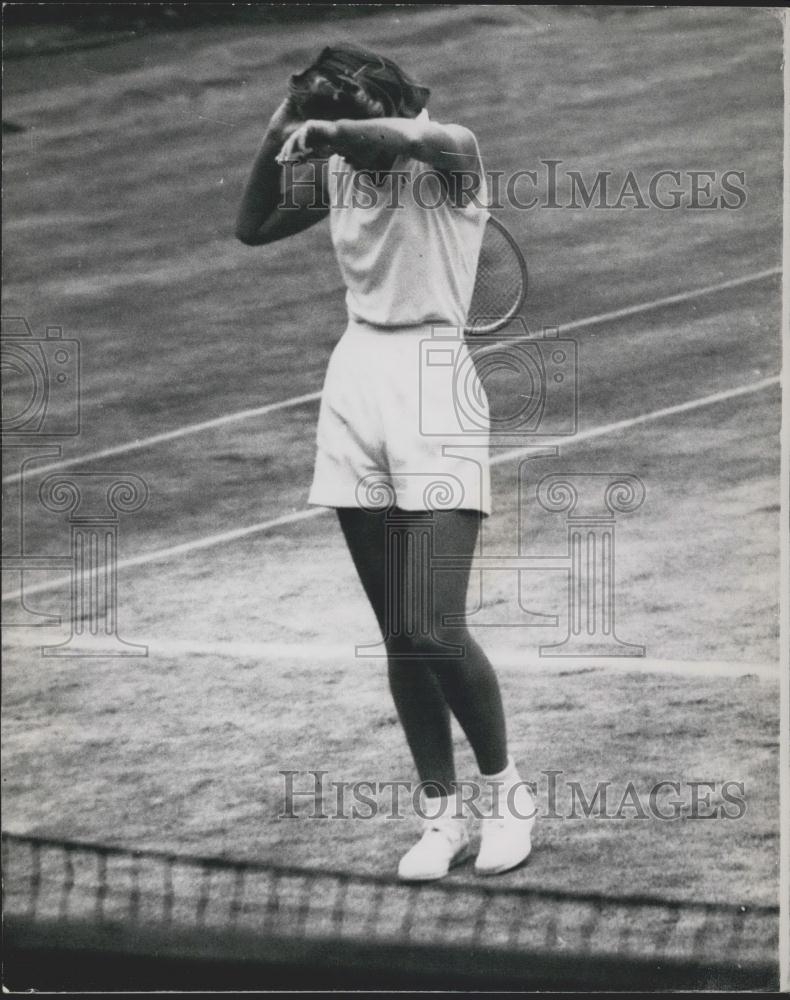 1958 Press Photo Angela Mortimer Women&#39;s Singles Final Match Loss Althea Gibson - Historic Images