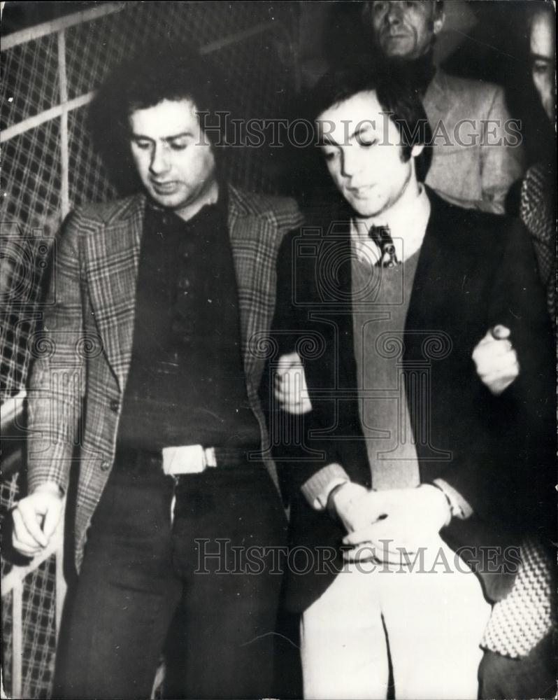 1974 Press Photo Domenico Barbino In Handcuffs After Arrested By Police - Historic Images