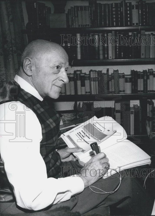 1965 Press Photo Frank Arnau author of "the Affair Bruhne-Ferbach" - Historic Images