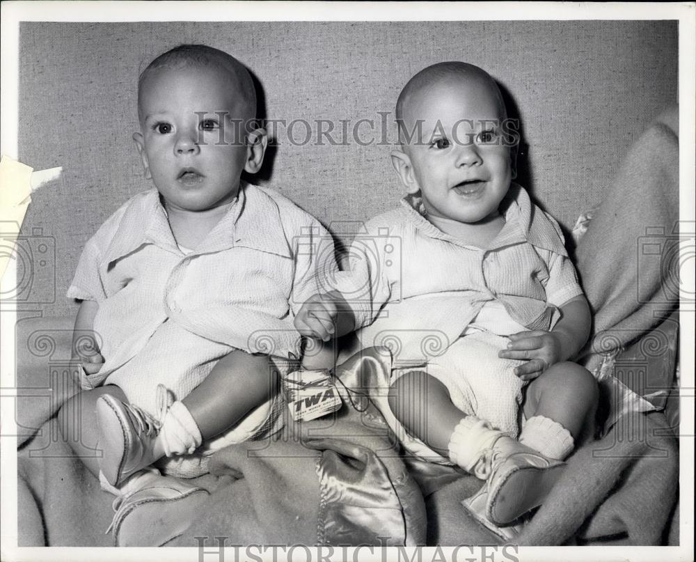 Press Photo Wayne Allen Frost, Warren Raymond Frost, Twins - Historic Images