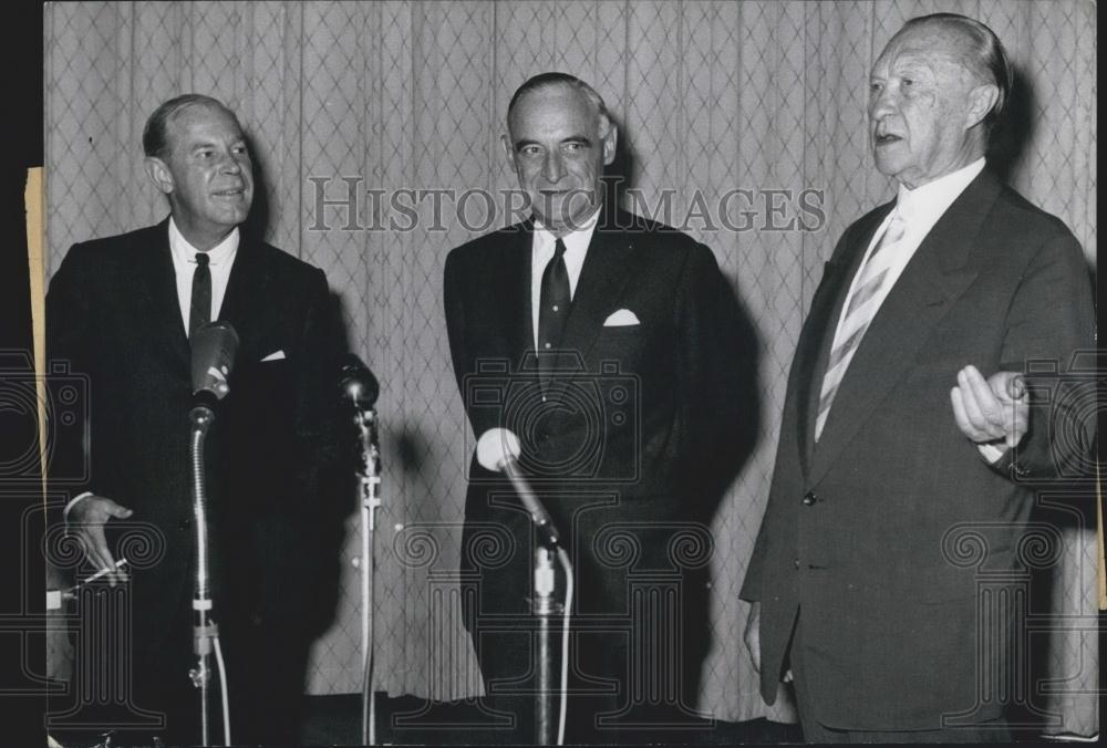 1961 Press Photo Ambassador Dowling, General Lucius D. Clay &amp; Chancellor Adenau - Historic Images