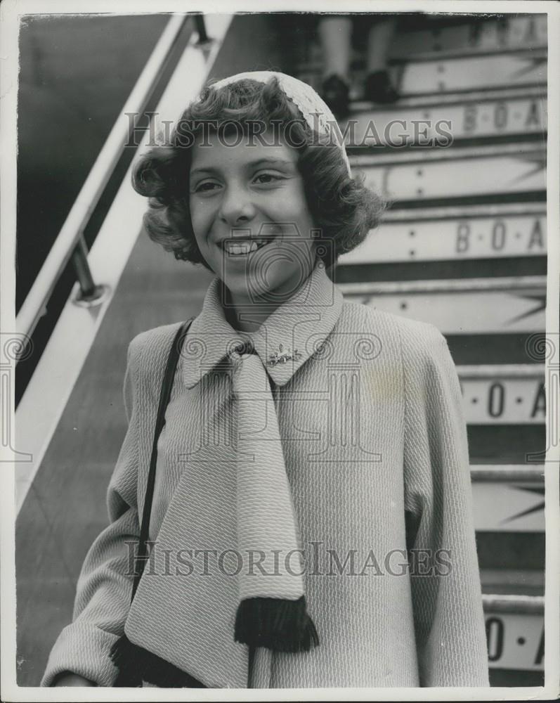 1954 Press Photo Valerie Sampson, London Airport - Historic Images