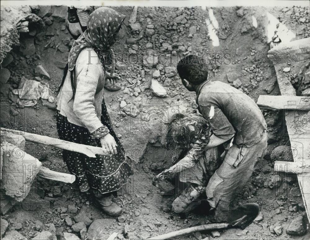 1966 Press Photo Earthquakes Scenes from Varto Turkey - Historic Images