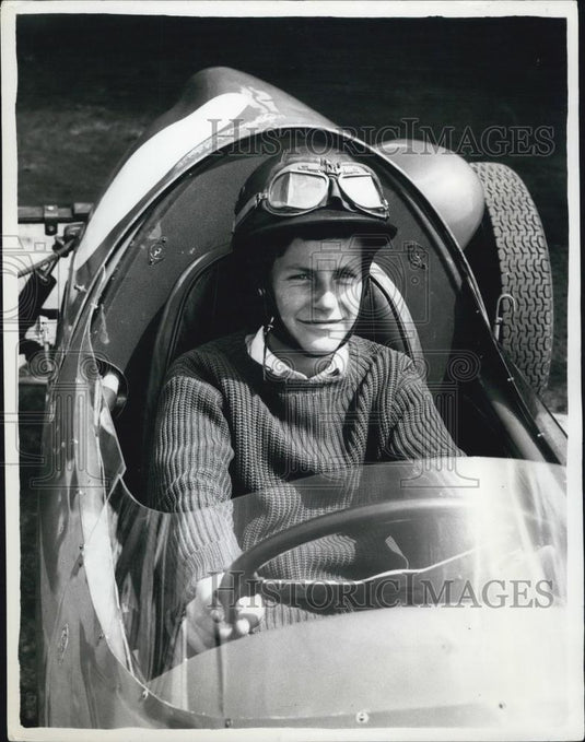 1961 Press Photo New"Skid Patch" - at OInternational School - Historic Images