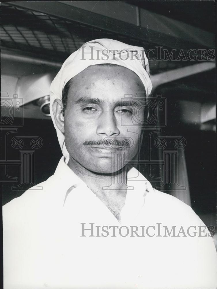 1970 Press Photo Sayed Seif al Nasr arrested after attempting to hijack plane - Historic Images