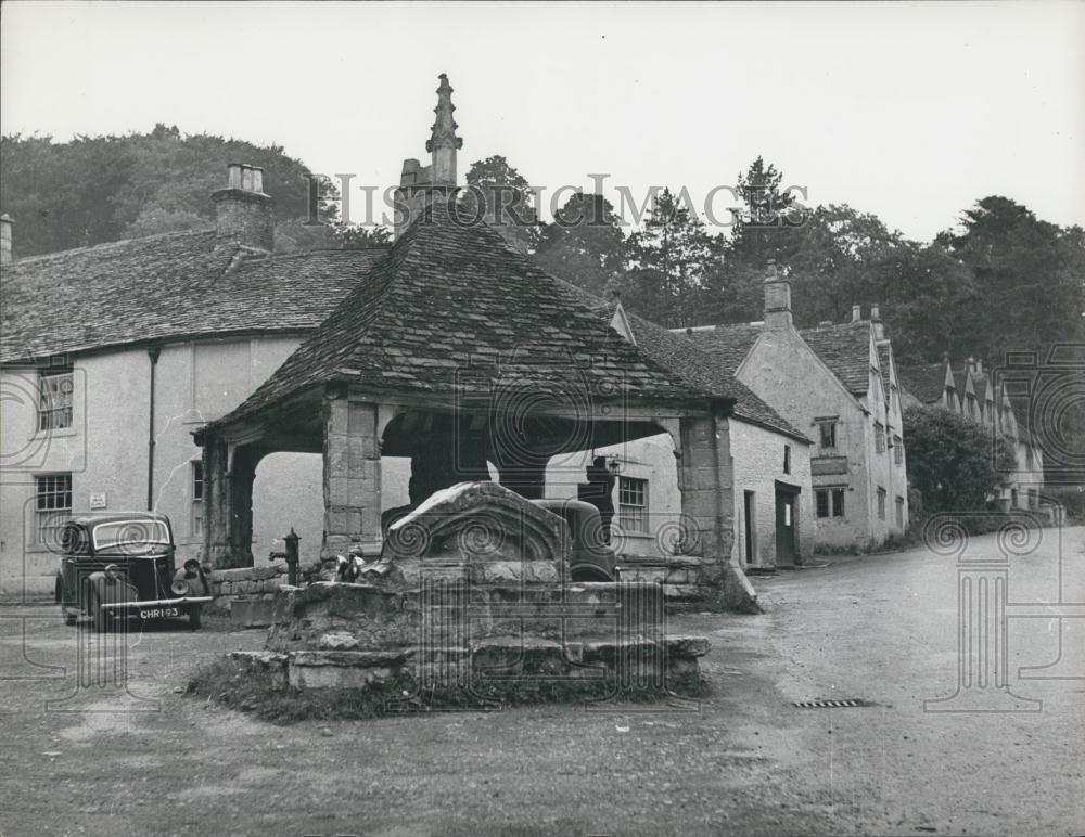 Press Photo Old village buildings - Historic Images