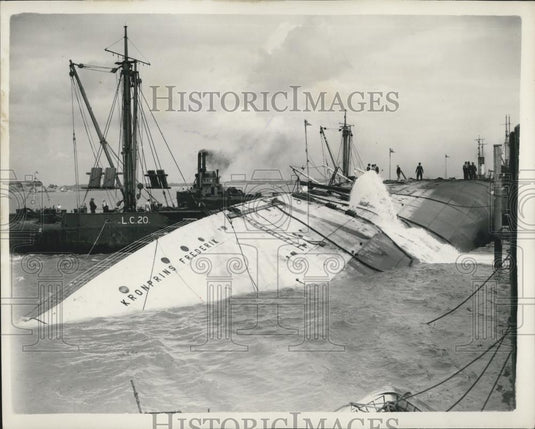 1953 Press Photo The Sunken Kronprins Frederick - Historic Images