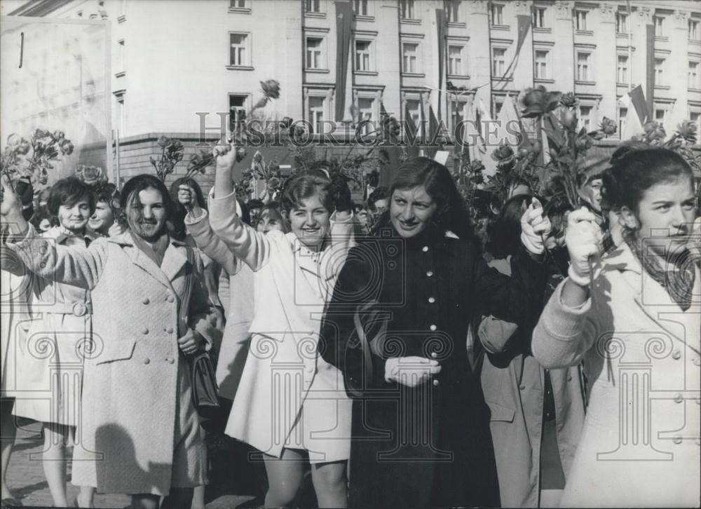 1970 Press Photo Young people from Sofia taking part in the big procession - Historic Images