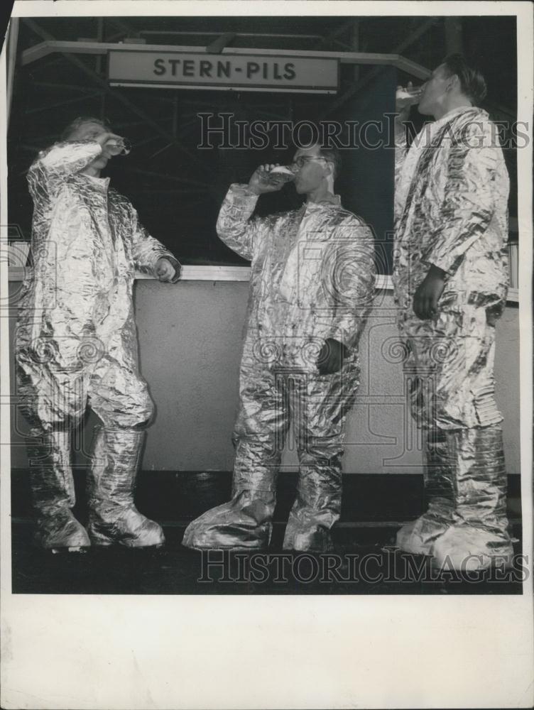 Press Photo Members of a fire brigade - Historic Images