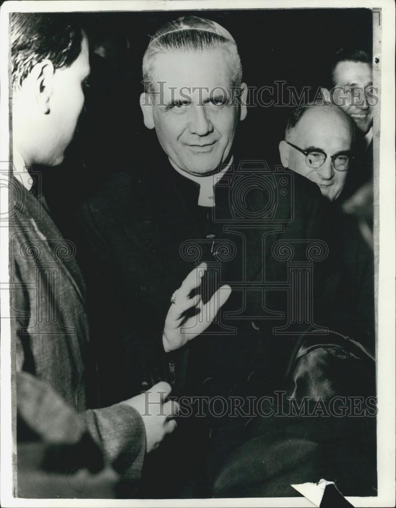 1958 Press Photo Cardinal Leger From Canada Arrives Conclave Elect Successor - Historic Images