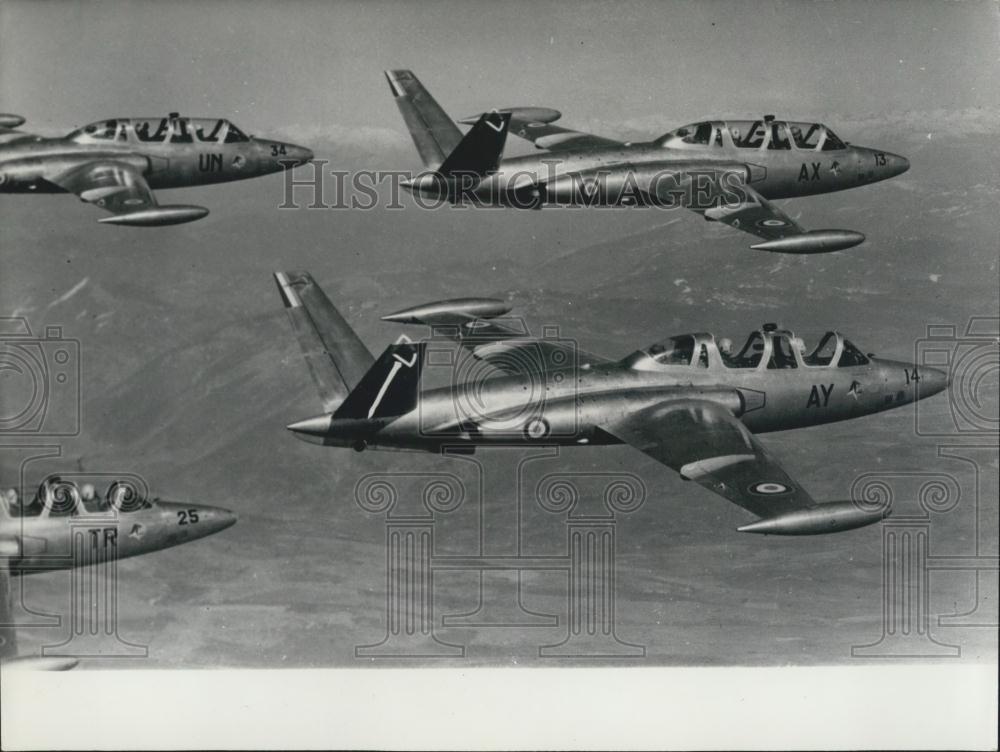 1957 Press Photo Magister Training Jet, French Army, Turbomeca Jets, Ceilina - Historic Images