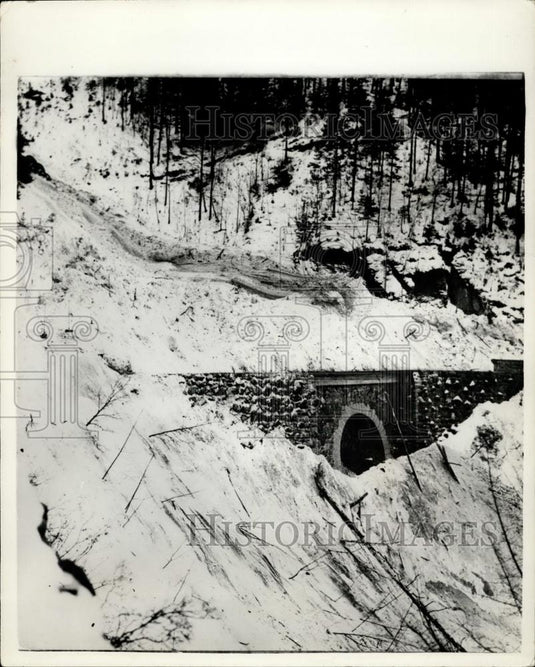 1954 Press Photo Avalanche In The Swiss Alps. - Historic Images