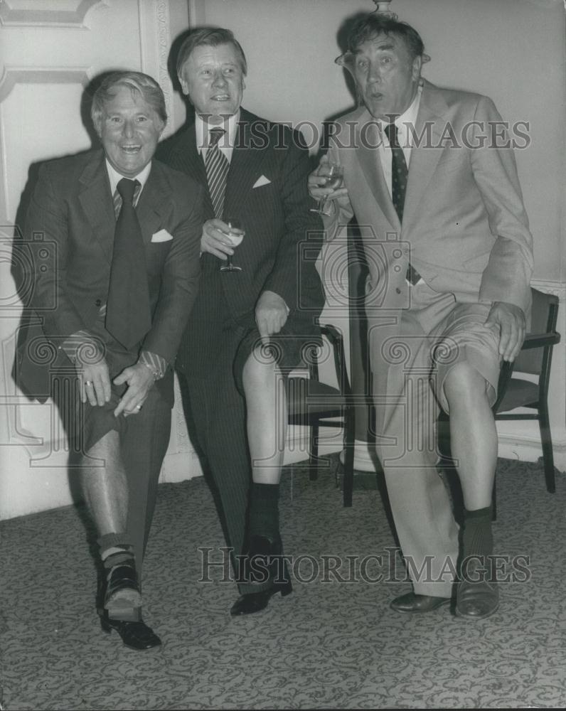 1977 Press Photo Eric Morley Honored At Variety Club Ladies Luncheon - Historic Images