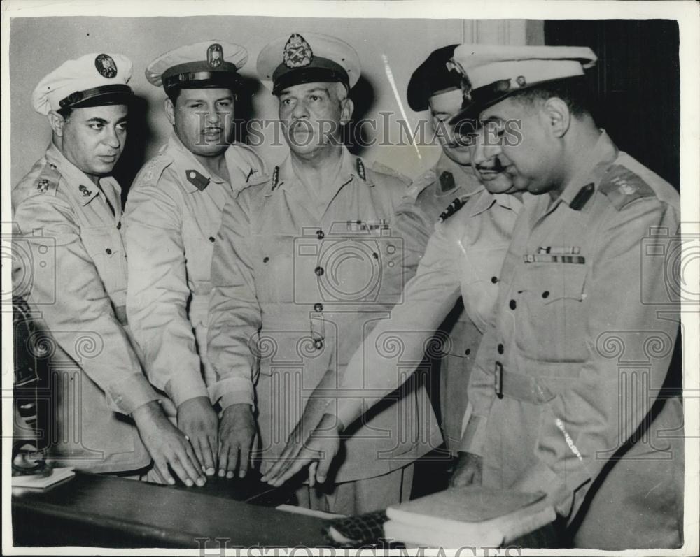 Press Photo Men Facing Conspiracy Charges Cairo Presidential Assassination Plot - Historic Images