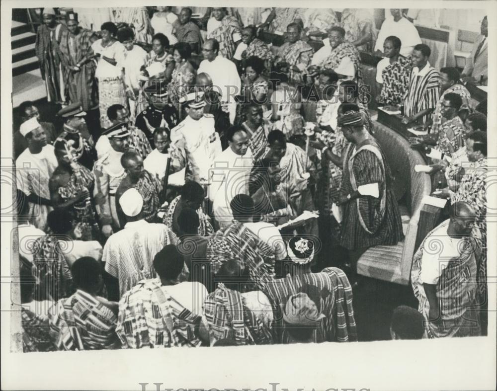 1962 Press Photo Dr. Nkrumah Leaving Parliament Chamber - Historic Images