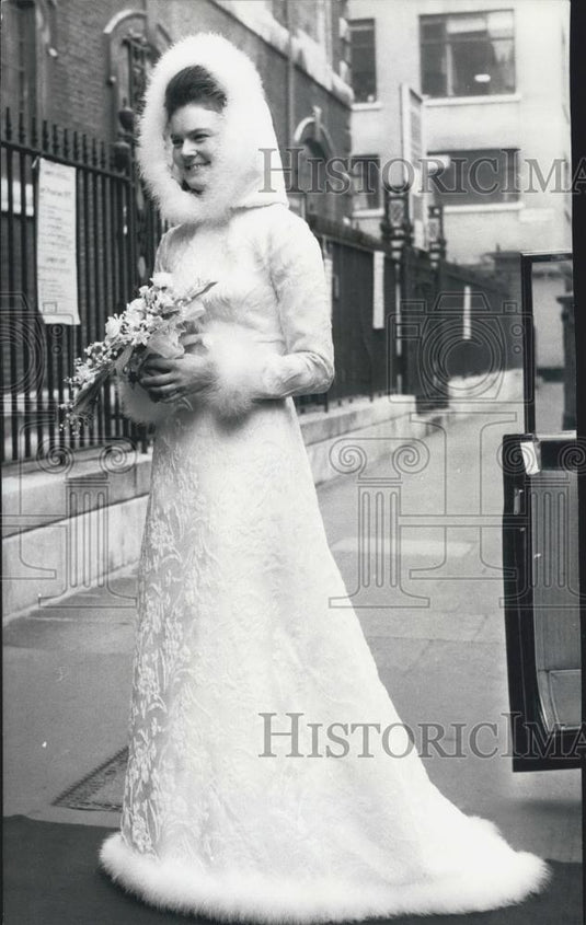 1972 Press Photo Nicolette Milness -Walker weds - Historic Images