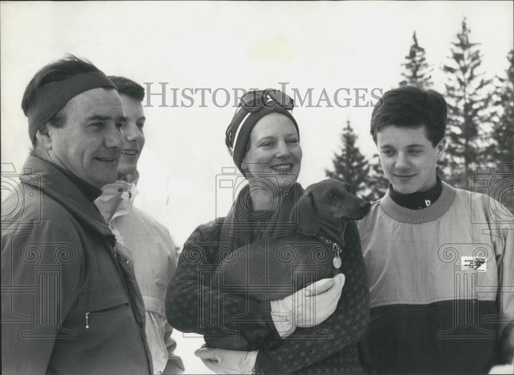 1986 Press Photo Prince Henrik,Prince Frederik, Queen Margarethe,Princess - Historic Images