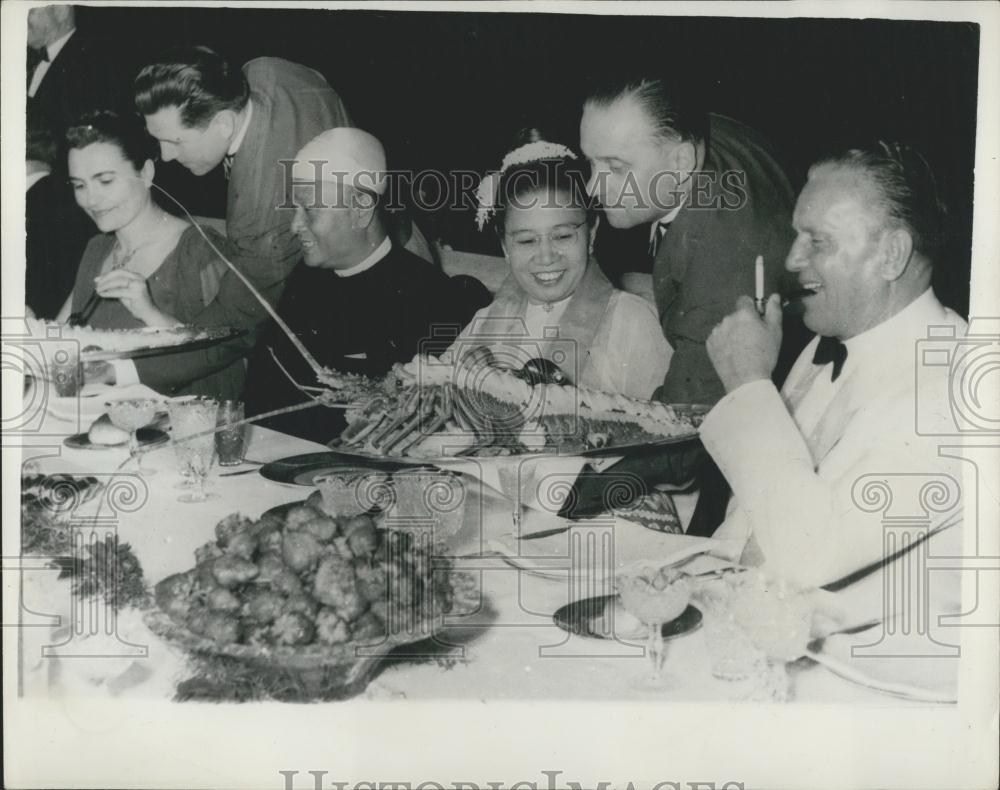 1955 Press Photo Prime Minister Of Burma On Visit To Belgrade - Historic Images