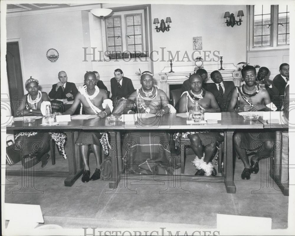 Press Photo Swaziland Talks Open In London - Historic Images