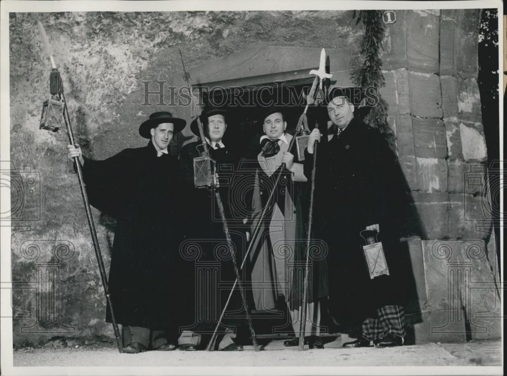 Press Photo Eltville of Thine, Biedermeier Festival - Historic Images