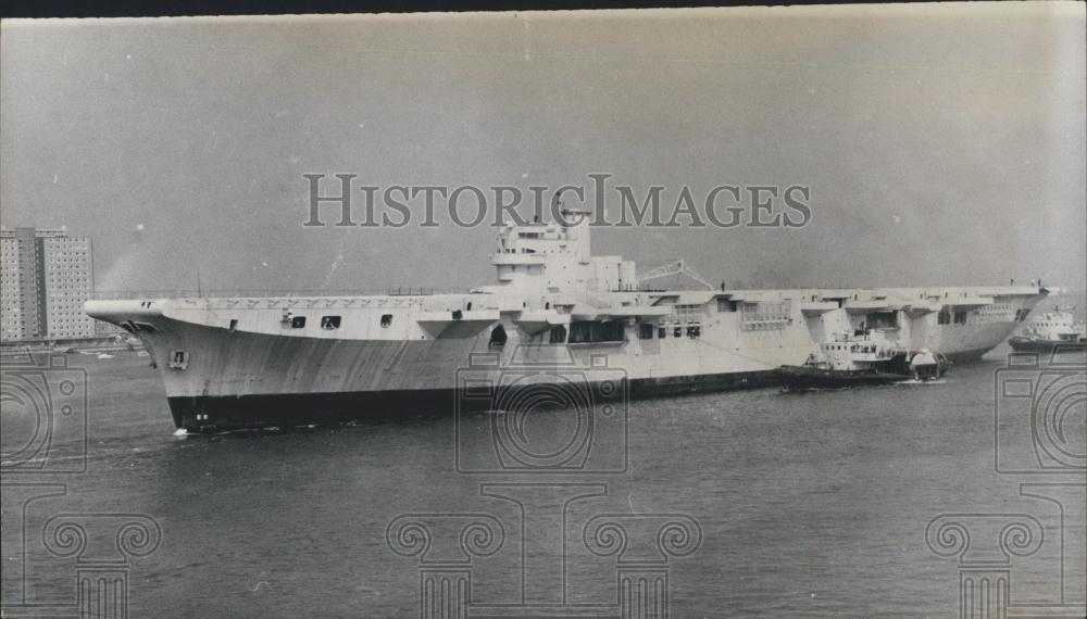 1968 Press Photo Aircraft Carrier Leviathan - Historic Images