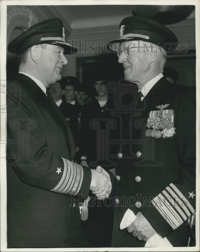 1958 Press Photo Admirals Holloway, Boone - Historic Images