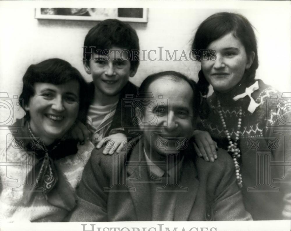 1968 Press Photo first Married priest to be Ordained in the English - Historic Images